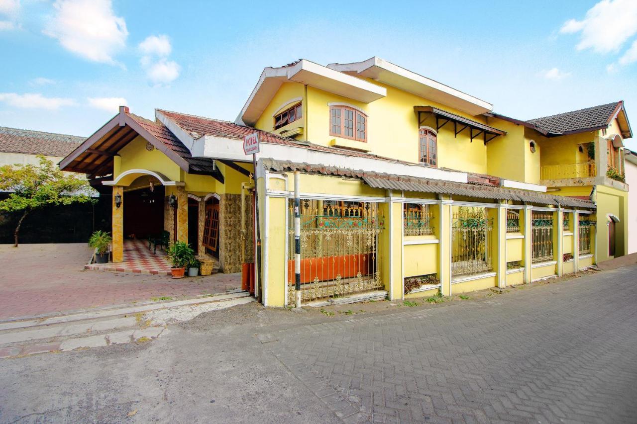 Oyo 1770 Hotel Mawar Saron 2 Kejayan Exterior photo