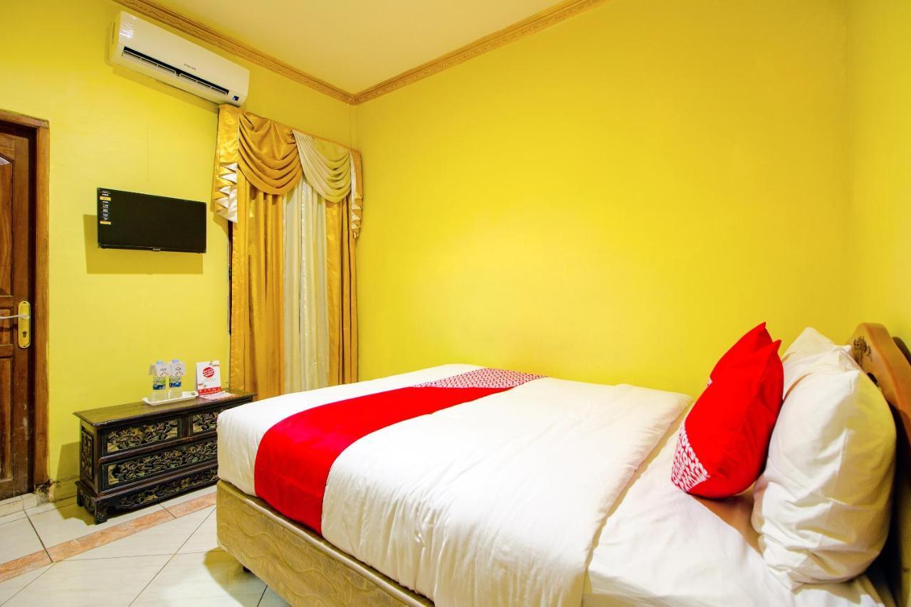 Oyo 1770 Hotel Mawar Saron 2 Kejayan Exterior photo